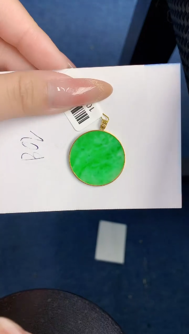 【闪购商品】翡翠颈饰18K金镶嵌000000000
