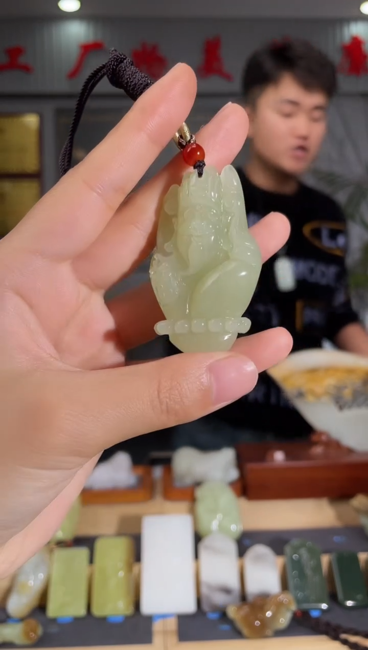 【闪购商品】和田玉颈饰未镶嵌拍一发一 多样性发货