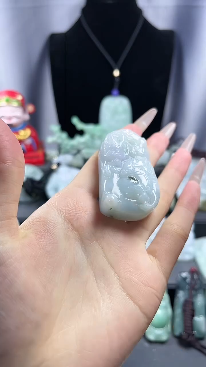 【闪购商品】翡翠颈饰未镶嵌龙马精神