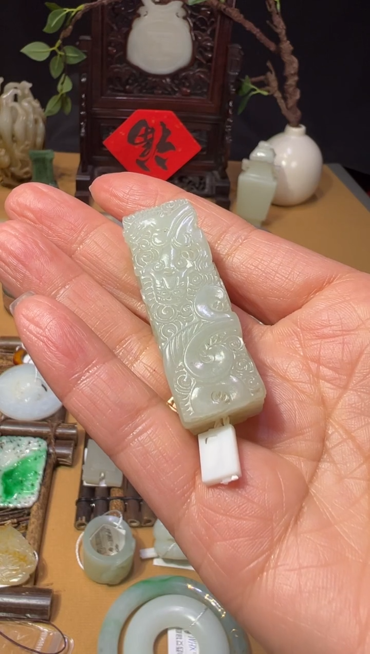 【闪购商品】和田玉XHM-553 螭龙方勒子
