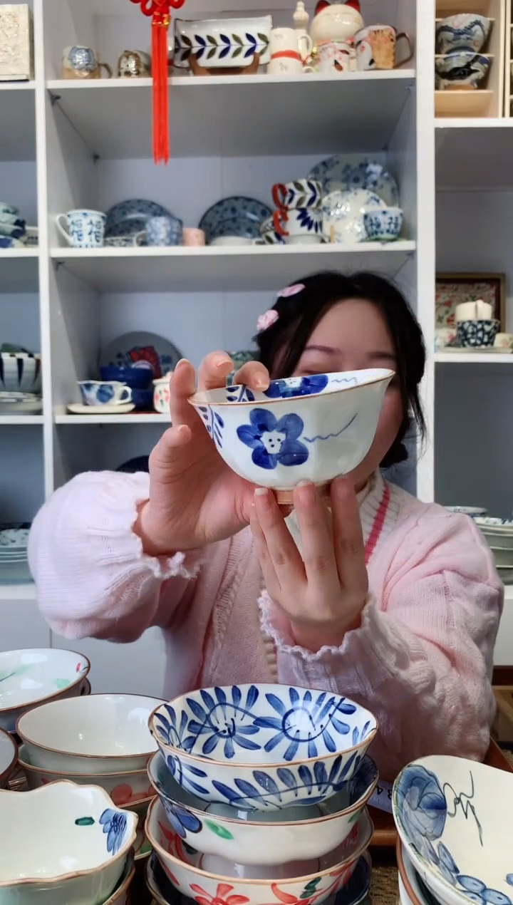 【闪购商品】钛合金日本进口蓝色米饭碗