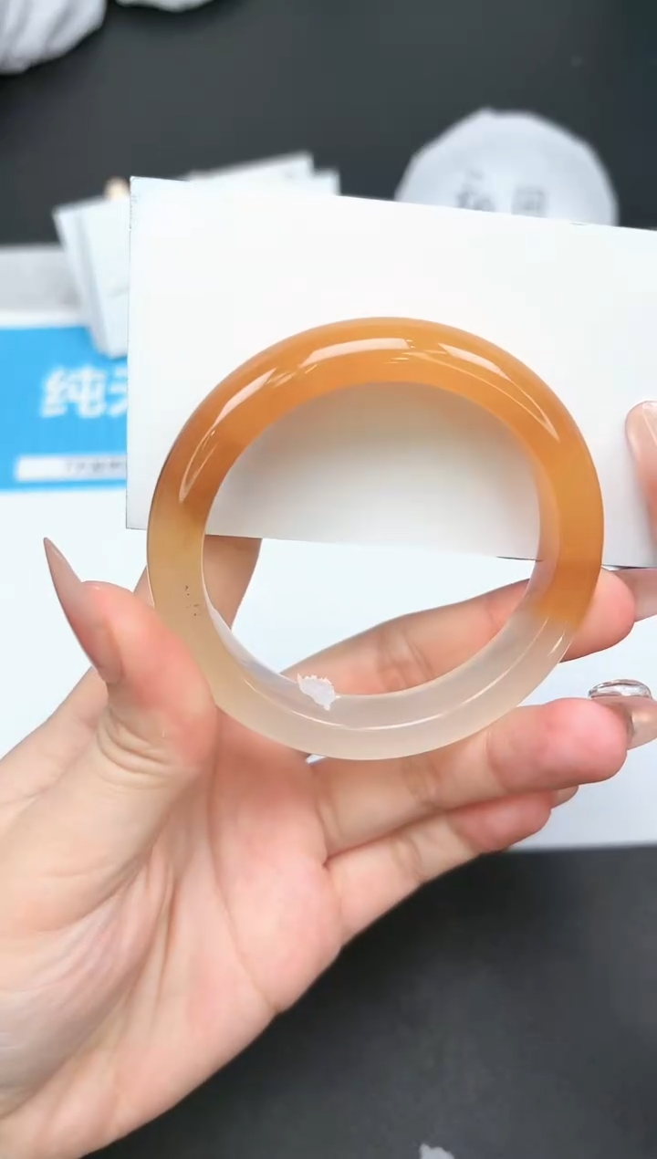 【闪购商品】石英质玉手镯未镶嵌13-55