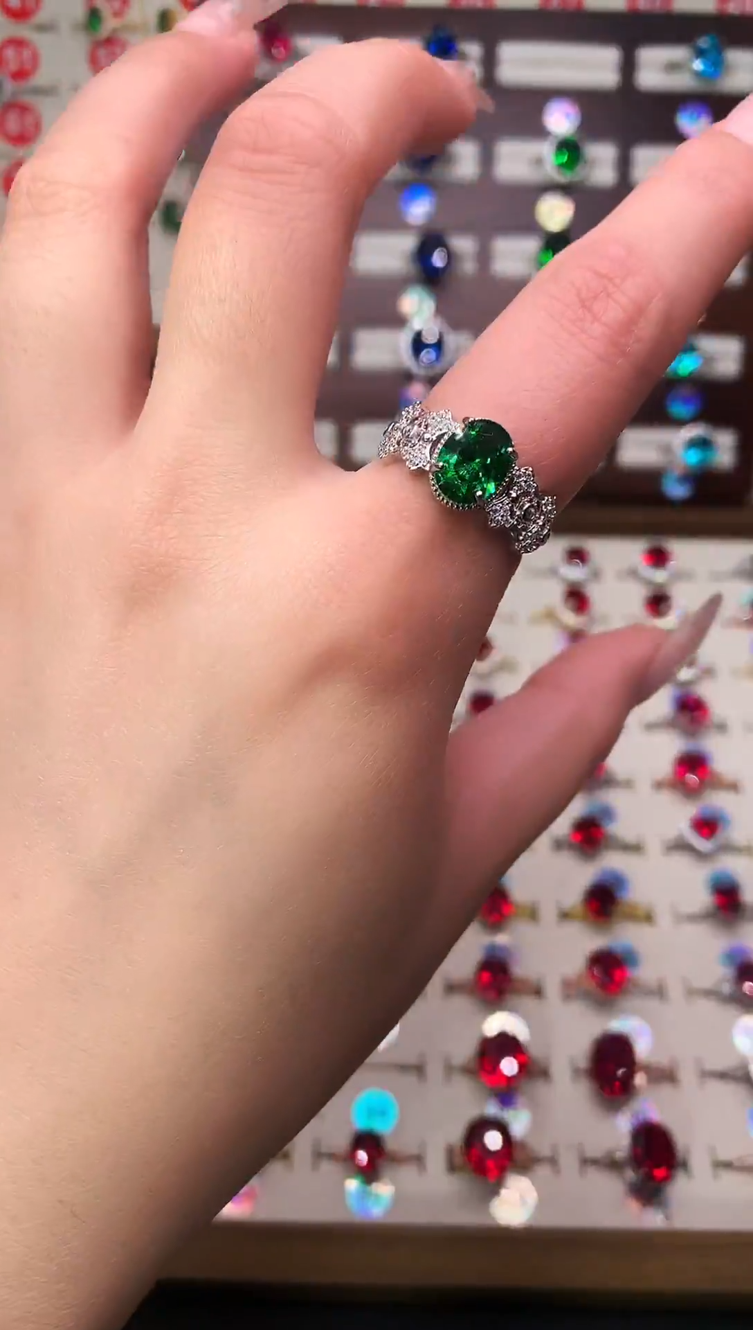 银S925镶嵌透辉石戒指7*9 银托