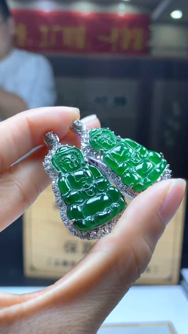 【闪购商品】翡翠颈饰未镶嵌多样性发货【只发一件】 *s82