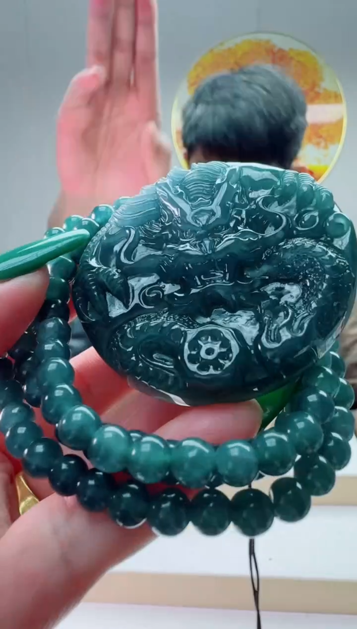 翡翠未镶嵌颈饰多样性随机发其一