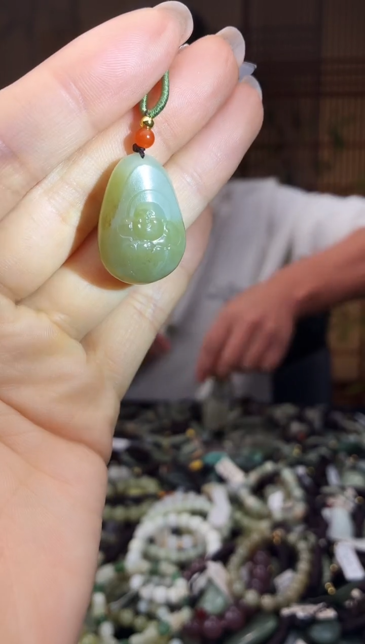 颈饰未镶嵌和田玉多样性发货，拍一发一