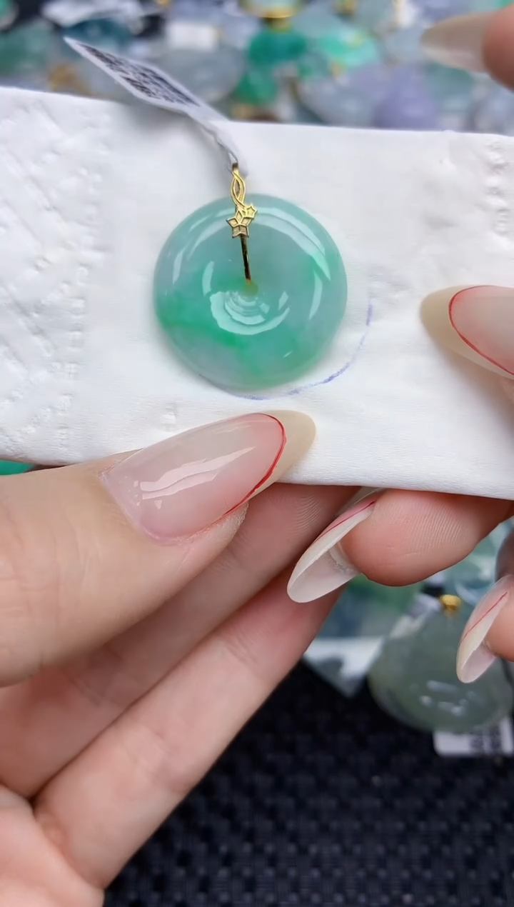 颈饰18K金镶嵌翡翠13   天然翡翠A货  百元以上9米证书费自理