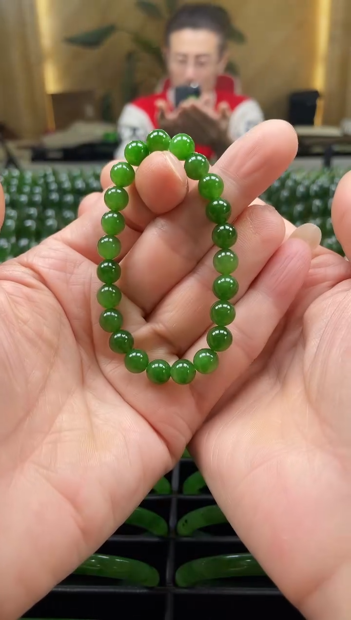 【闪购商品】和田玉（碧玉）手链未镶嵌卡8手串碧玉（多样性发一）