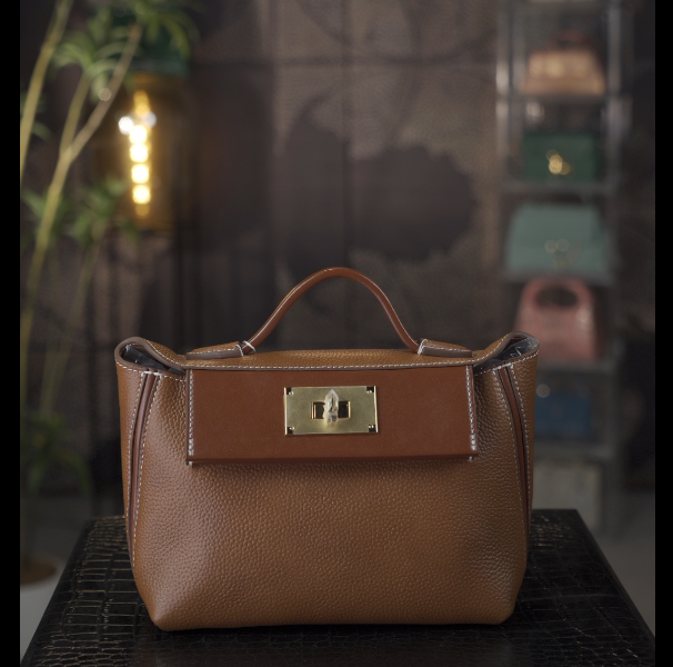 【尺寸：21*10*16】SISI原创设计高定真皮斜挎手提包2424金扣-福宝棕