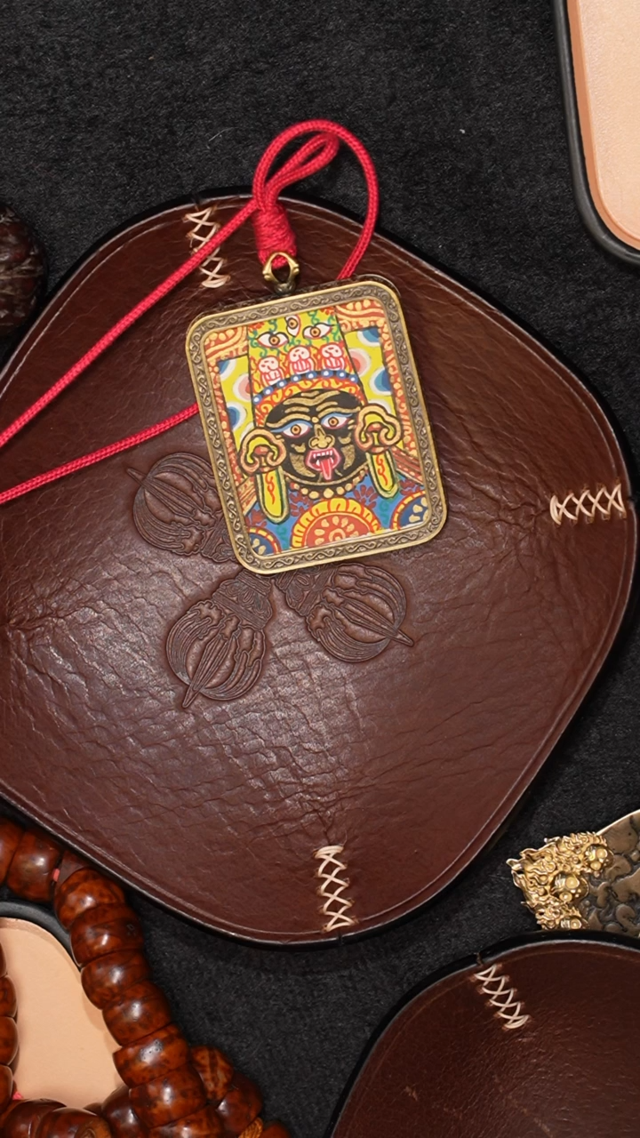 【闪购商品】吊坠冲赛康胡子哥，藏传唐卡177