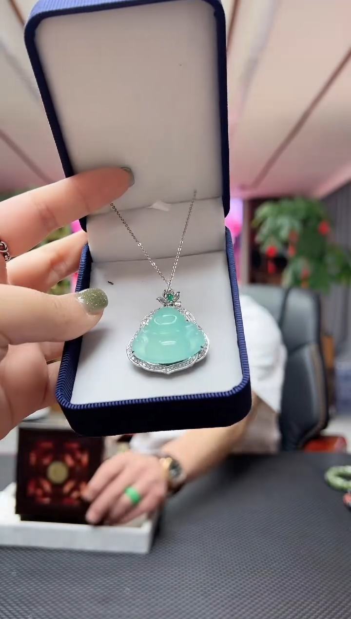 【闪购商品】翡翠挂件未镶嵌328佛/多样性发货其中发一