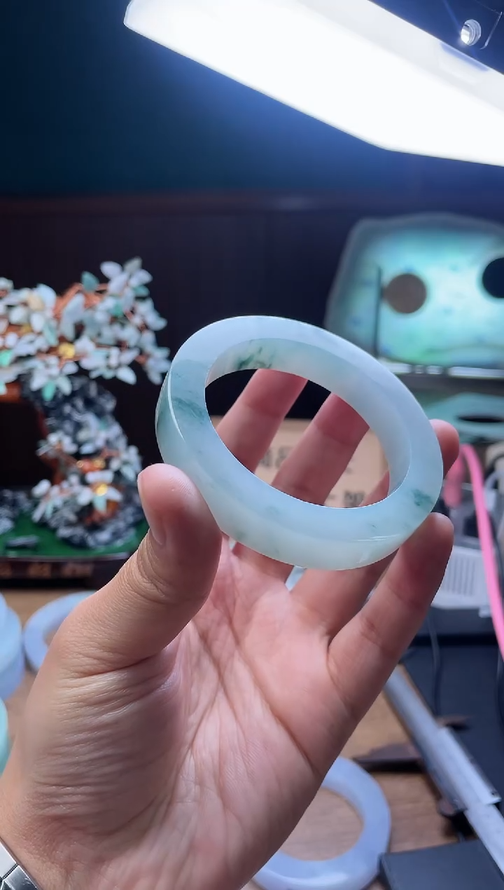 【闪购商品】定制翡翠手镯未镶嵌定制