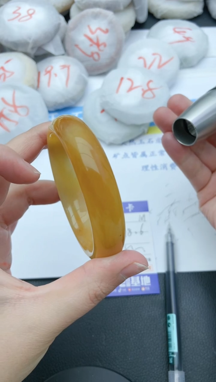 【闪购商品】石英质玉手镯未镶嵌109+58/59