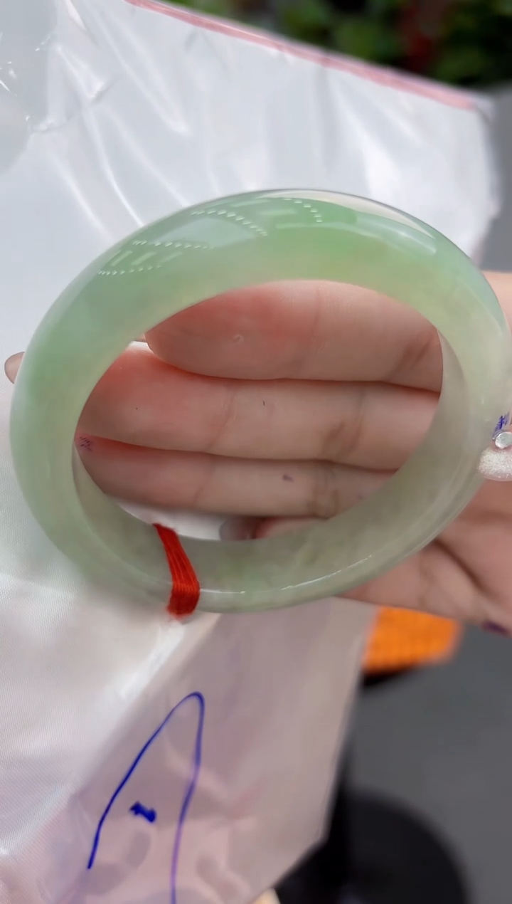 【闪购商品】翡翠手镯未镶嵌翡翠手镯