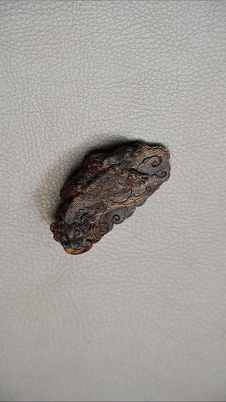 沉香吊坠正区达拉干貔貅手把件15.5