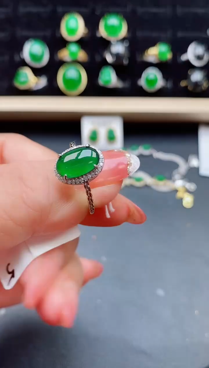【闪购商品】翡翠戒指银S925镶嵌1212
