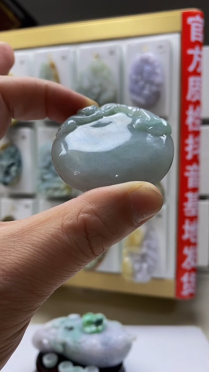 翡翠未镶嵌颈饰翡翠A货2025/5/26