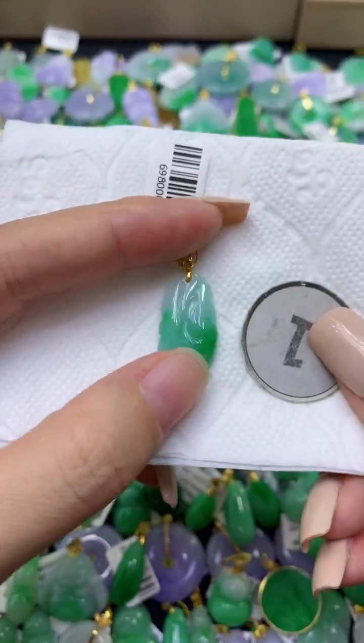 颈饰未镶嵌翡翠天然缅甸翡翠A货