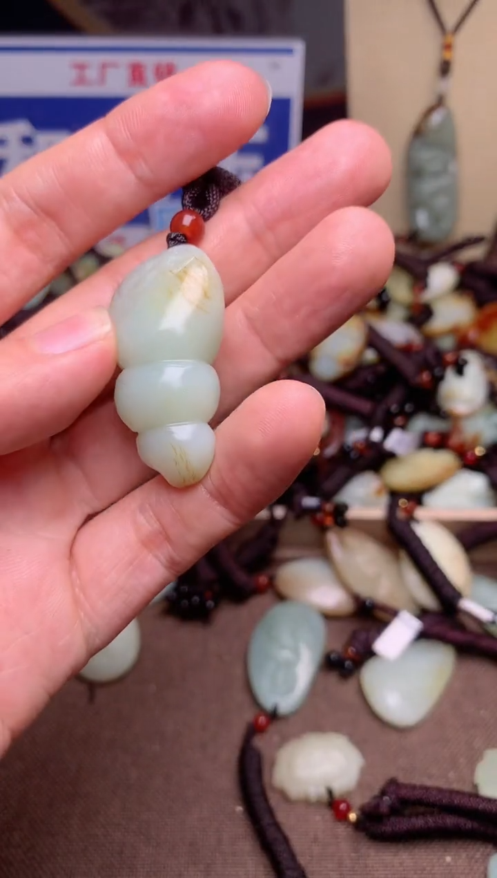 【闪购商品】和田玉颈饰未镶嵌1