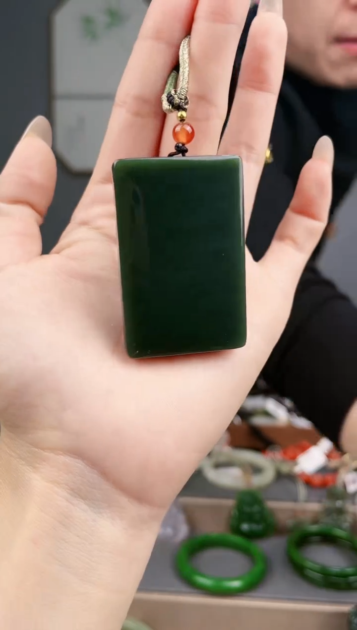 【闪购商品】和田玉颈饰未镶嵌AA多样性发货 拍一发一