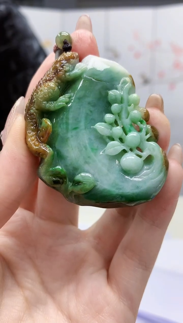【闪购商品】定制翡翠未镶嵌4915jw-毛货挂件94