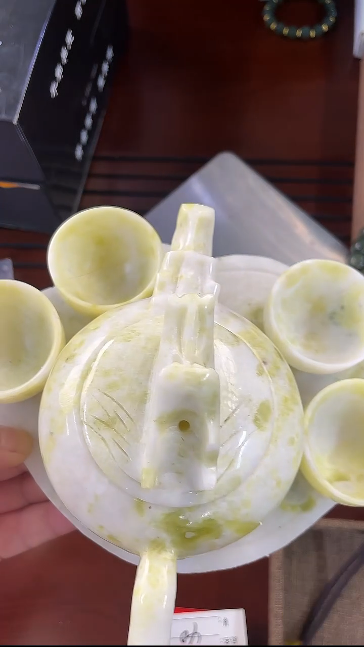 未镶嵌蛇纹石玉摆件蛇文石方解石