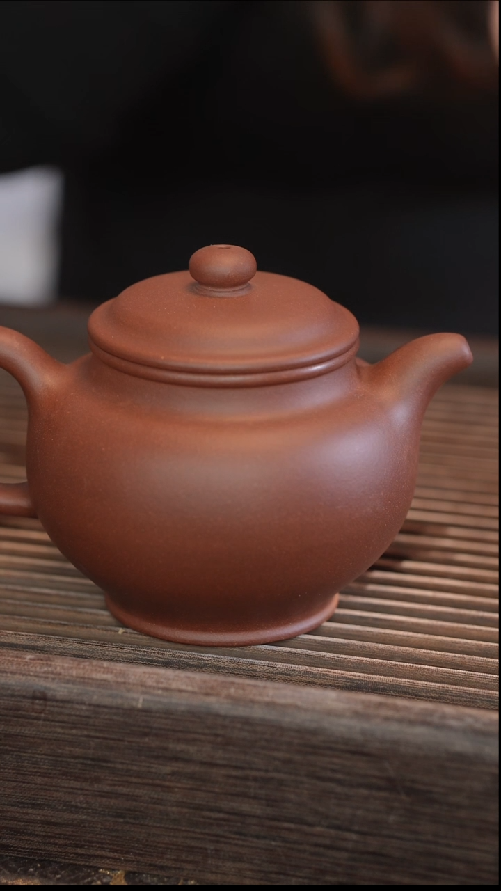 茶壶紫砂掇只 半手工 350cc