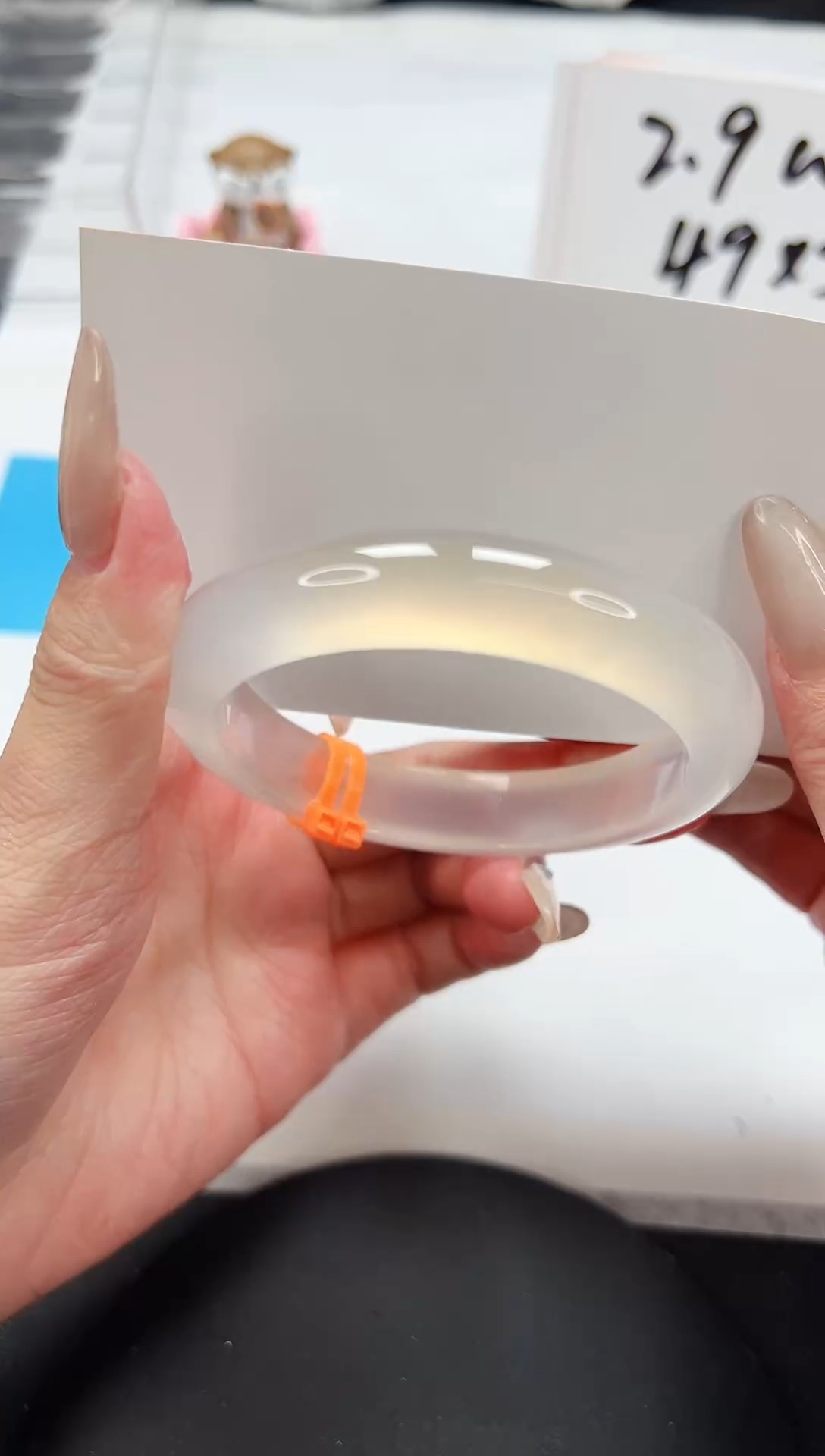 【闪购商品】石英质玉手镯未镶嵌A228-57.8