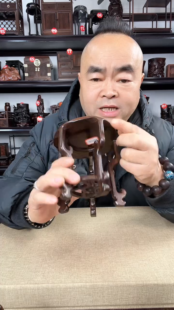 【闪购商品】木2778老李红木工艺品