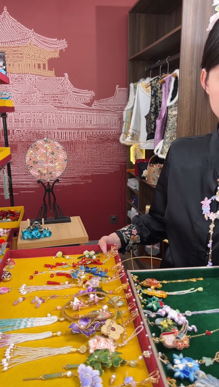 【闪购商品】刺绣XL 苏绣手工刺绣100桑蚕丝衬衫 