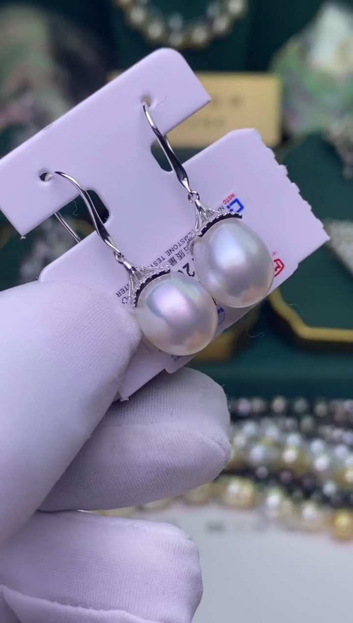 【闪购商品】海水珍珠耳饰18K金镶嵌10-11