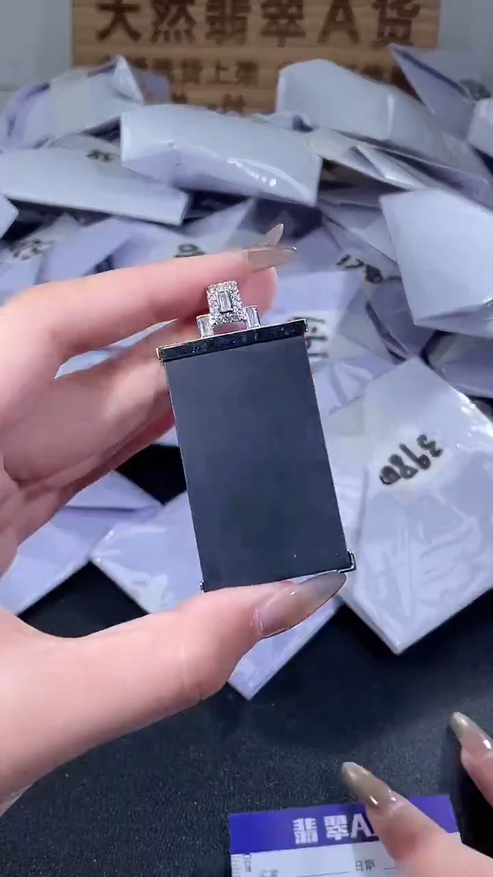 吊坠(不含链)未镶嵌和田玉和田玉