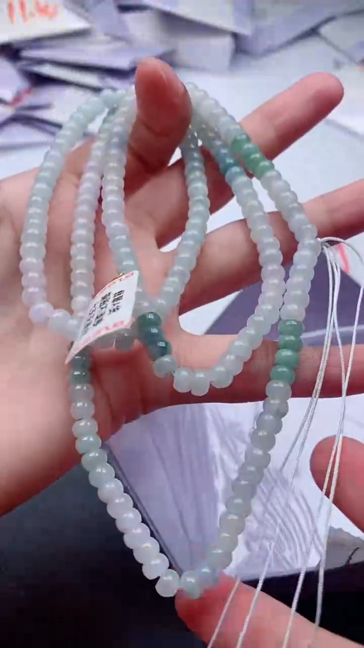 未镶嵌手串翡翠多样性发其一