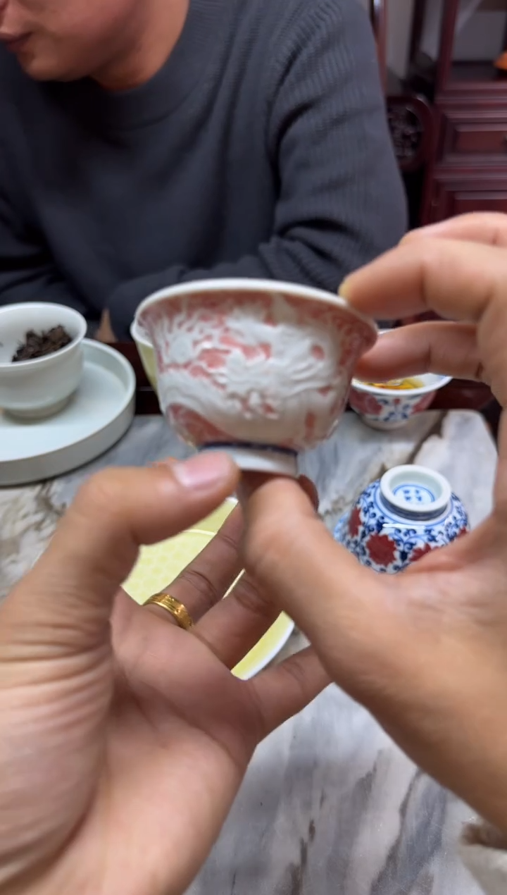 预售 天义华 釉里红雕刻海水龙纹 小压手