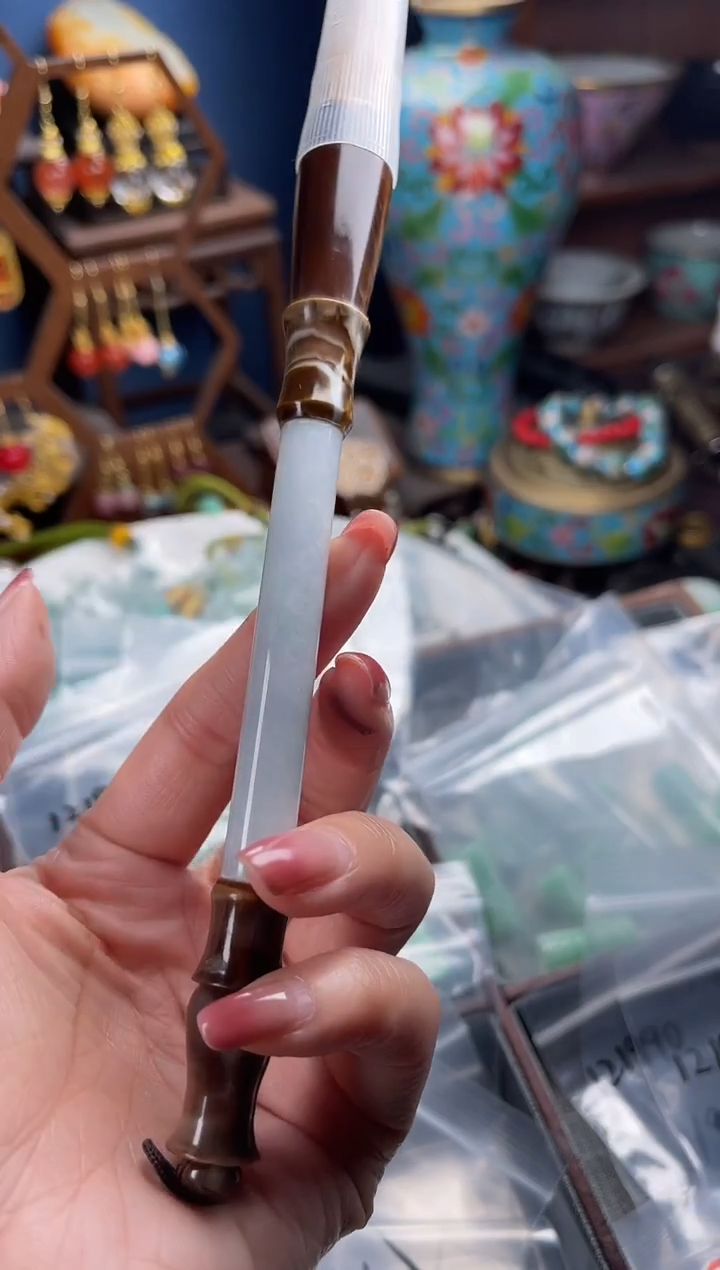 未镶嵌挂件翡翠博*妈，121751