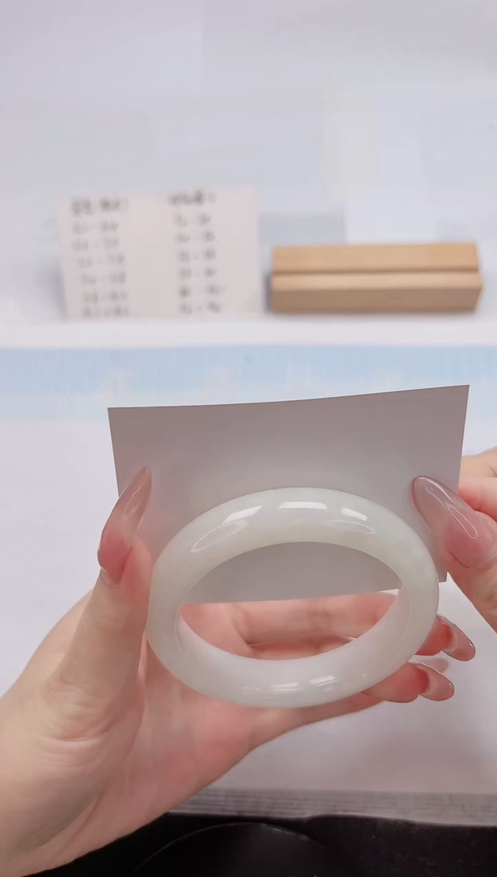 【闪购商品】和田玉手镯未镶嵌361-54.5