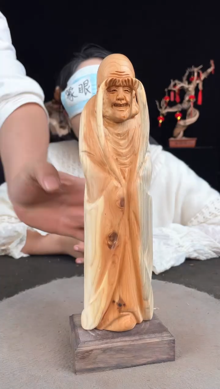 【闪购商品】柏木（崖柏）其他手工摆件,先抢先得!