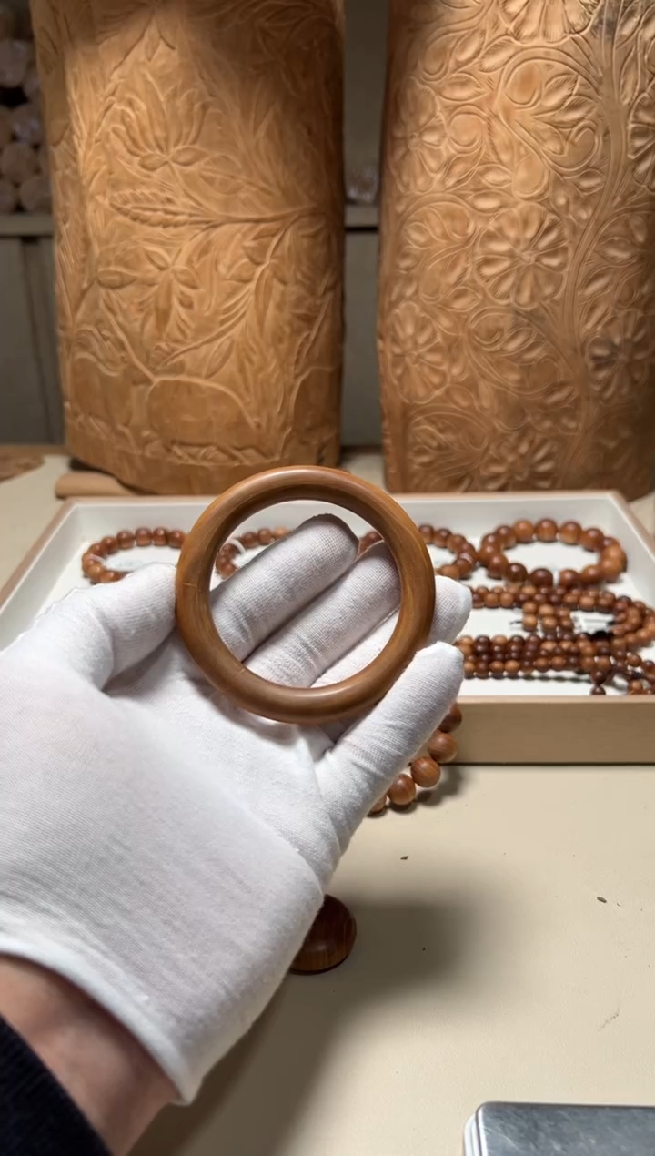 【闪购商品】檀香木手串/手链老山檀香1.0树结57圈口