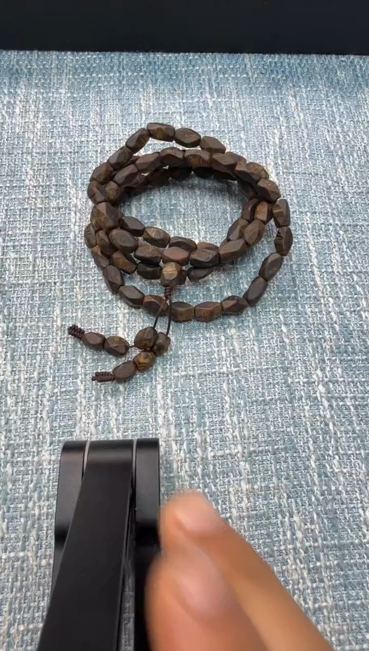 【闪购商品】沉香手串JY221乌身原叶多圈