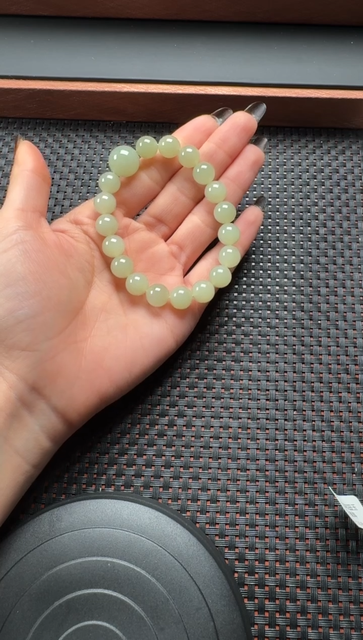 未镶嵌手串和田玉且末近矿卡10手串