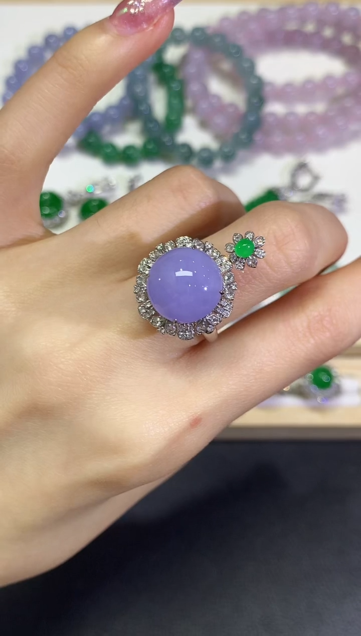 【闪购商品】翡翠颈饰18K金镶嵌团购36