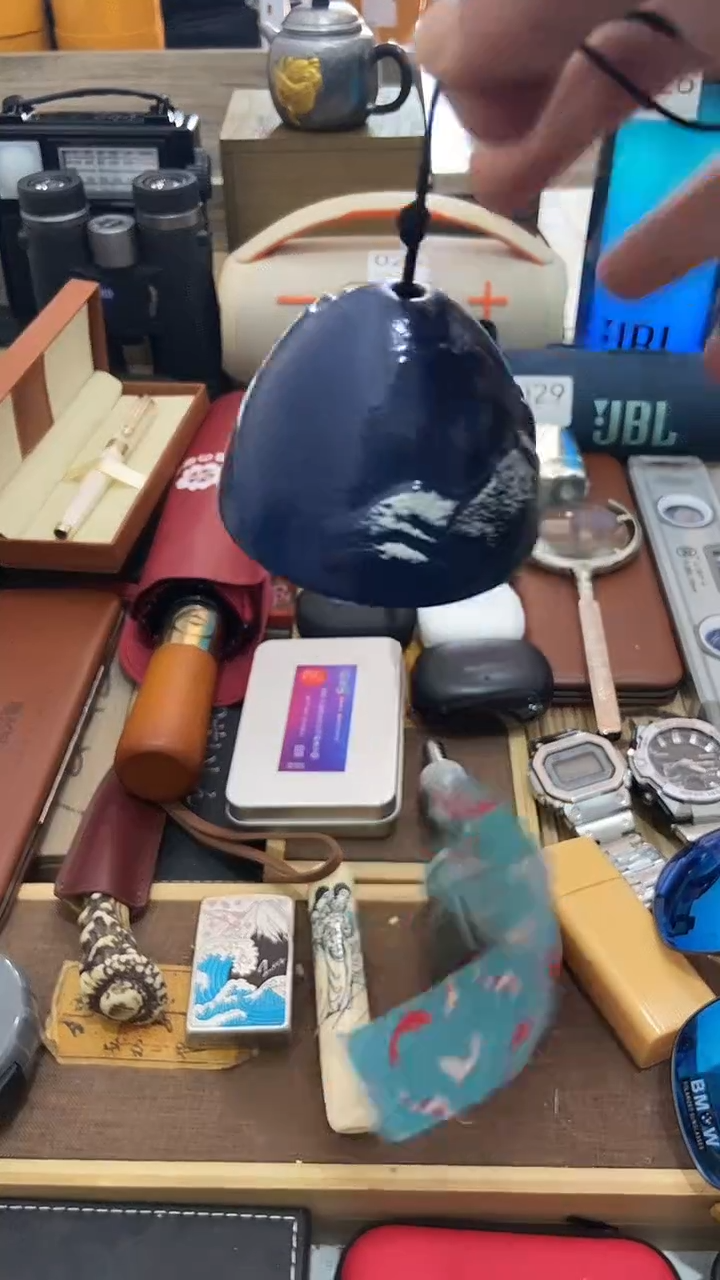 瓷片闪购商品 如图所示