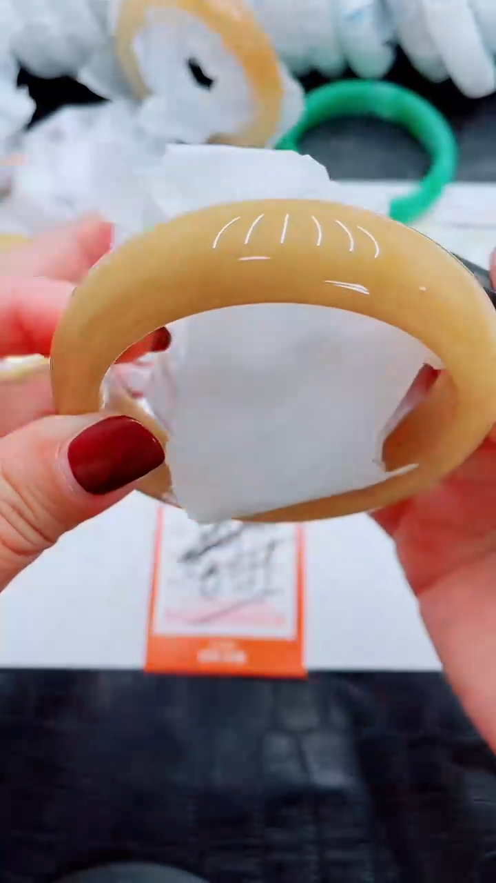 【闪购商品】石英质玉手镯未镶嵌S161-59-60