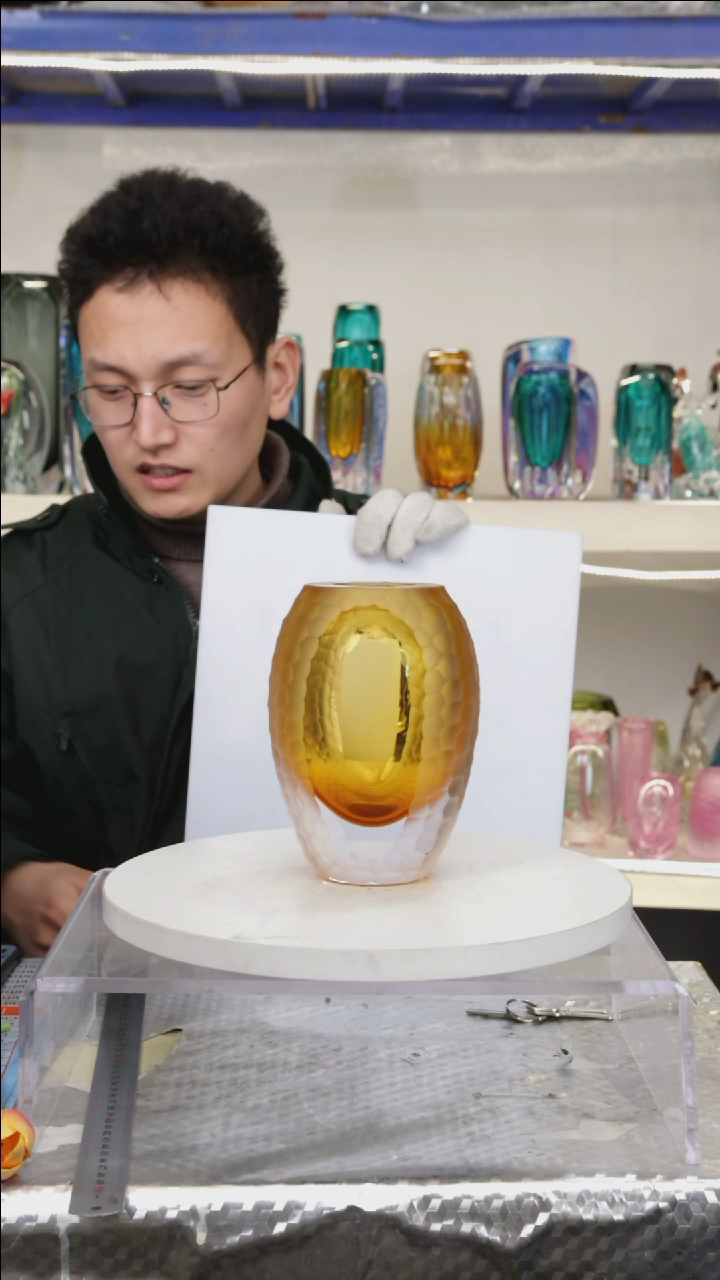 【闪购商品】琉璃【幻彩】高17精品琉璃正常手工痕迹