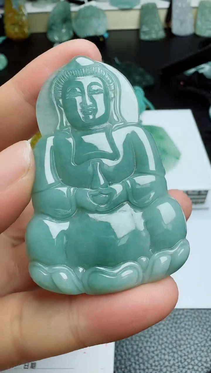 【闪购商品】翡翠颈饰未镶嵌11111111111