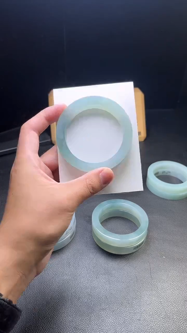 定制翡翠手镯未镶嵌珠*定制