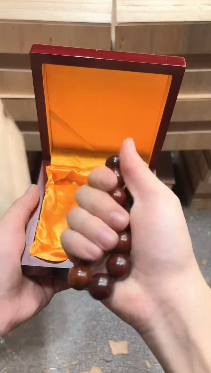 陈氏文玩云仓木制类手串无礼盒sp060