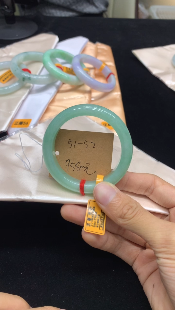 未镶嵌手镯翡翠心**️（48小时鉴赏期）