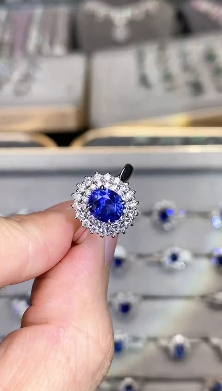 【闪购商品】蓝宝石戒指18K金镶嵌1.61ct/新年开工价