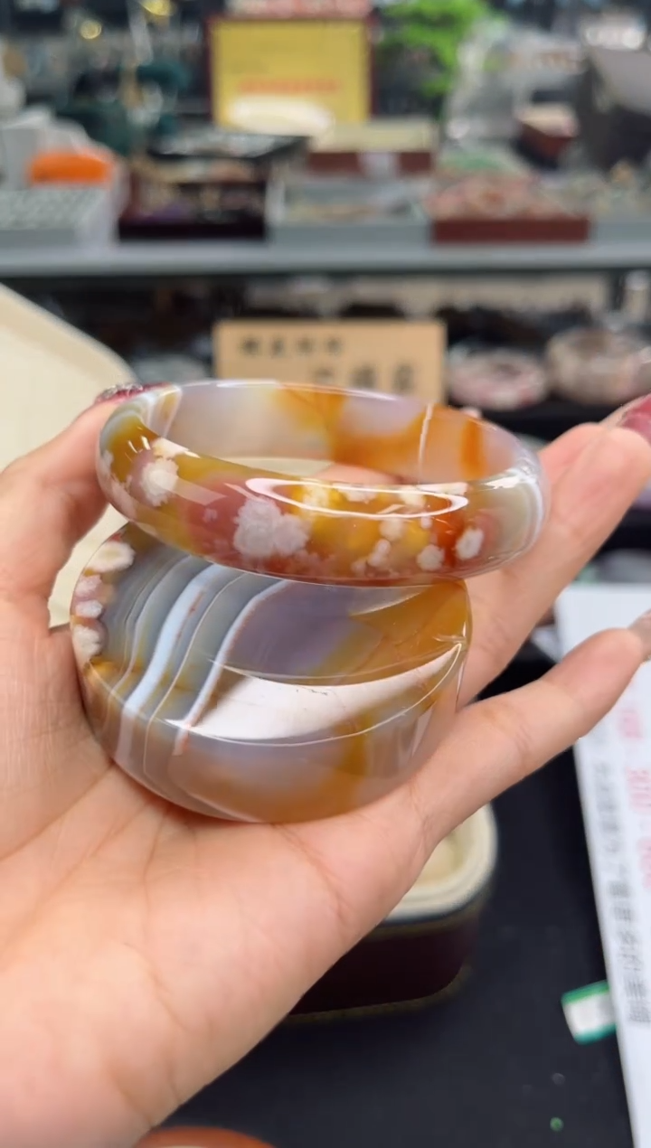 【闪购商品】石英质玉手镯未镶嵌62圈口（赠品镯心）6572542